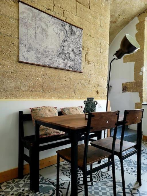 ルムーランT2 Duplex "Chez Evelyne"アパートメント エクステリア 写真